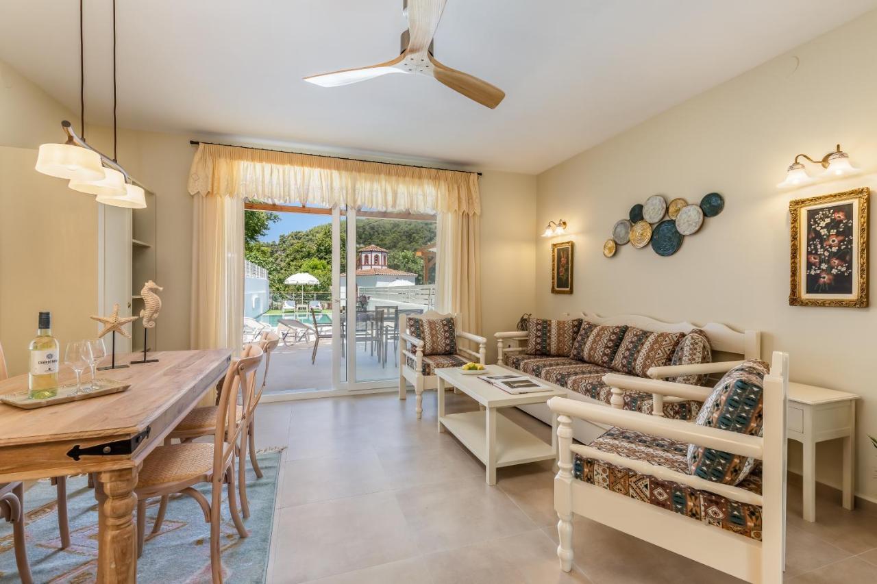 Agnontas Luxury Villas Exterior photo